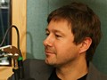 Andrzej Piaseczny w RMF Extra! / fot. Konrad Kubu�ka