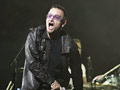 Bono na scenie / fot. PAP/Andrzej Grygiel