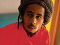 Bob Marley w pokoju hotelowym w czasie trasy Exodus, 1977 / Genesis Publications