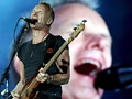 Lider grupy The Police - Sting. Koncert w Hamburgu  / fot. PAP/EPA/Kay Nietfeld