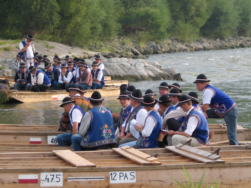 Spływ Dunajcem i flisacy na zdjęciach Macieja Pałahickiego RMF FM