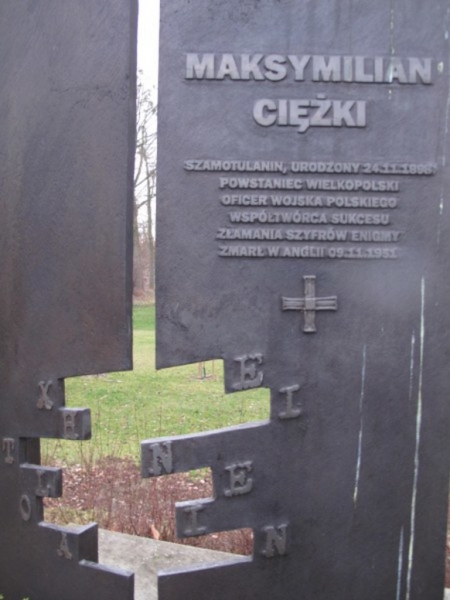 Pomnik Maksymiliana Ciężkiego w Szamotułach / Fot. Adam Górczewski, RMF FM
