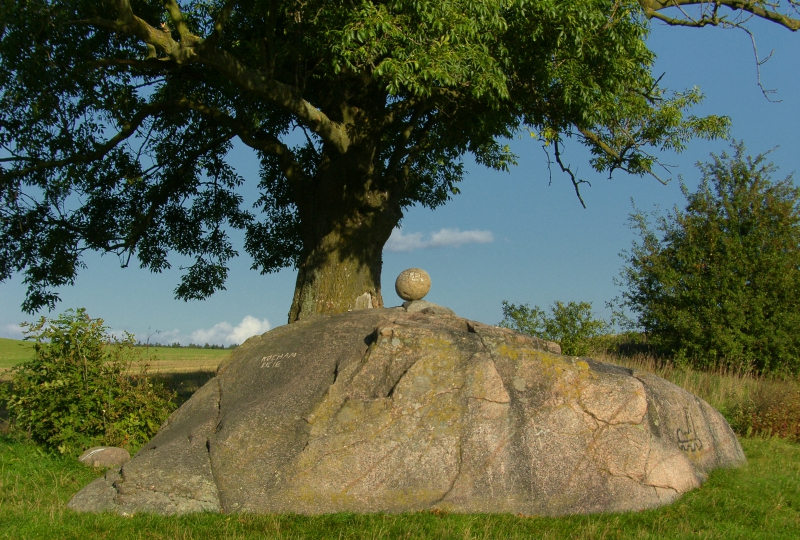Kamień tatarski, foto. UM w Nidzicy